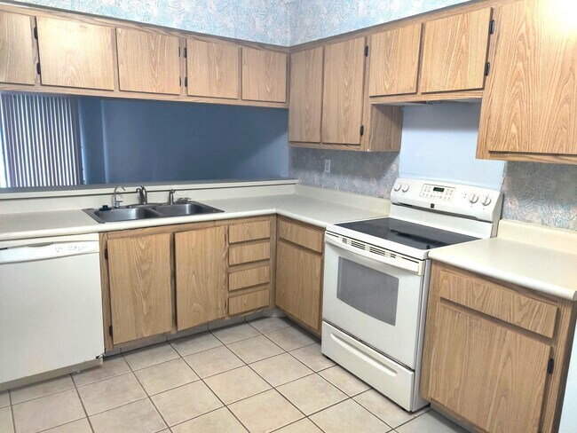 Foto del edificio - 701-701 Sabal Ridge Cir