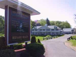 Primary Photo - Lincoln Lodge Apartments