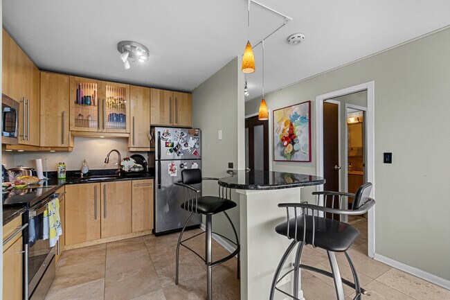 Foto del edificio - 3550 N Lake Shore Dr