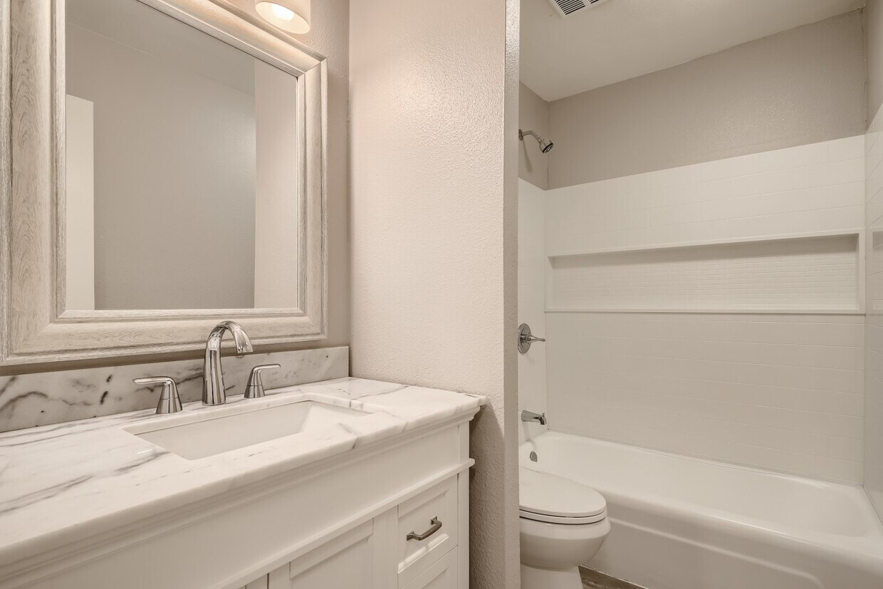 Bathroom - 9375 E 17th Ave