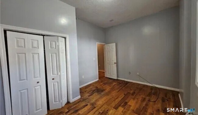 Foto del edificio - 229 Helen St