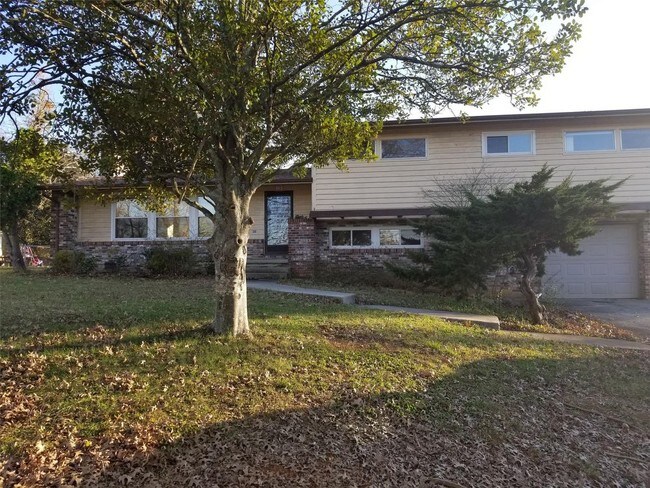 Building Photo - 7613 Oak Ridge Highway