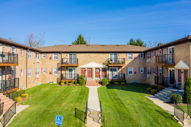 Foto del edificio - Parkside Court