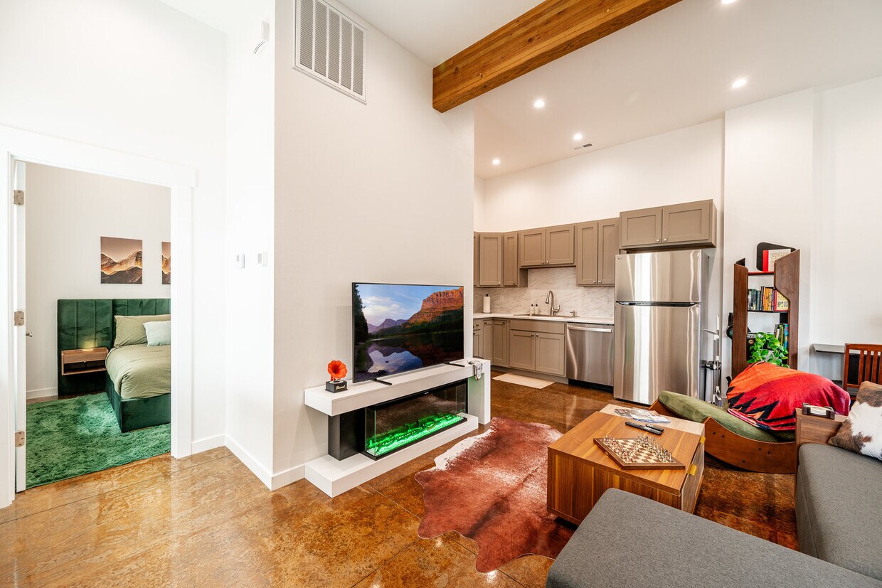 Foto principal - 519 N Gould St