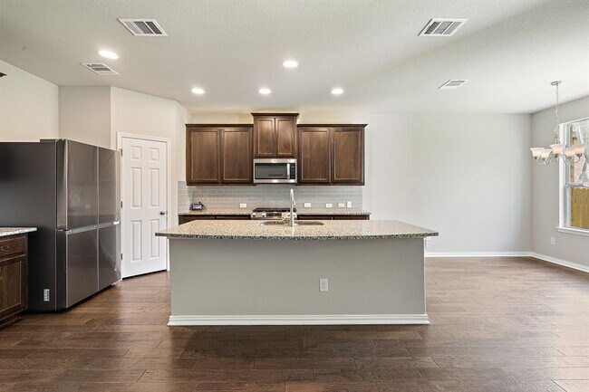 Foto del edificio - 7908 Arbor Knoll Ct