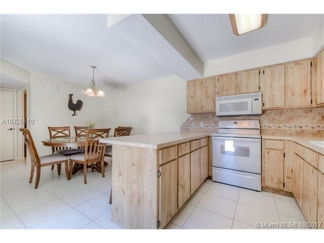 Foto del edificio - 1420  Ocean Way 27a