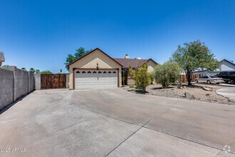 Building Photo - 12512 N 85th Ln