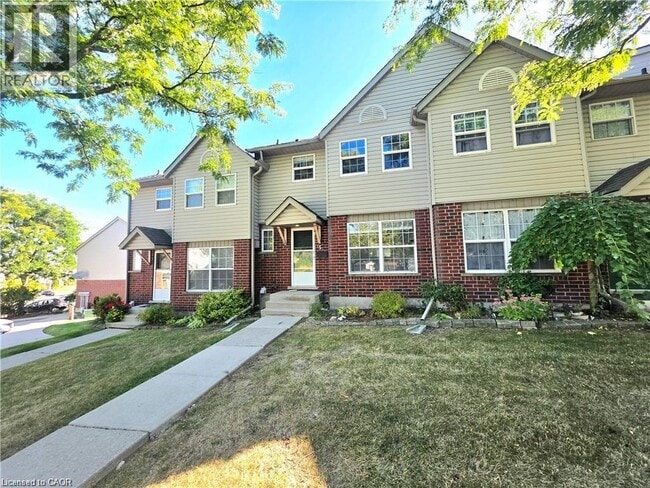 Building Photo - 26 Poplar Dr