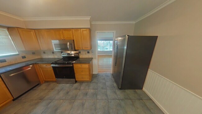 Building Photo - 12916 Stanley Dr