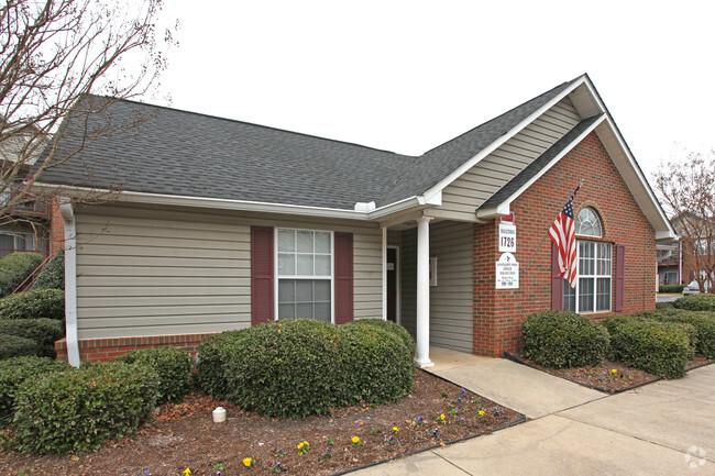 Foto del edificio - Woodland Park Apartments