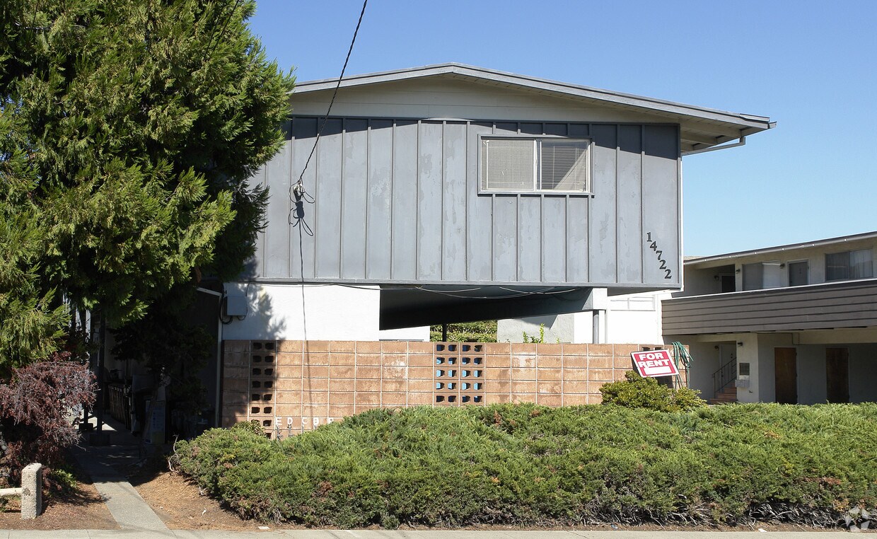 Building Photo - 14722 Martell Ave