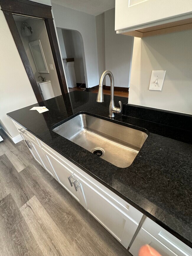 1141 Lakeland Ave, Lakewood, OH 44107 Townhome Rentals in Lakewood OH