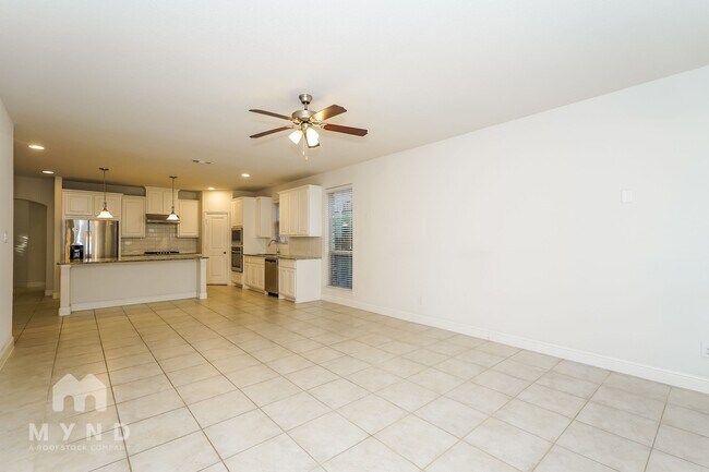 Foto del edificio - 3312 Damsel Sauvage Ln