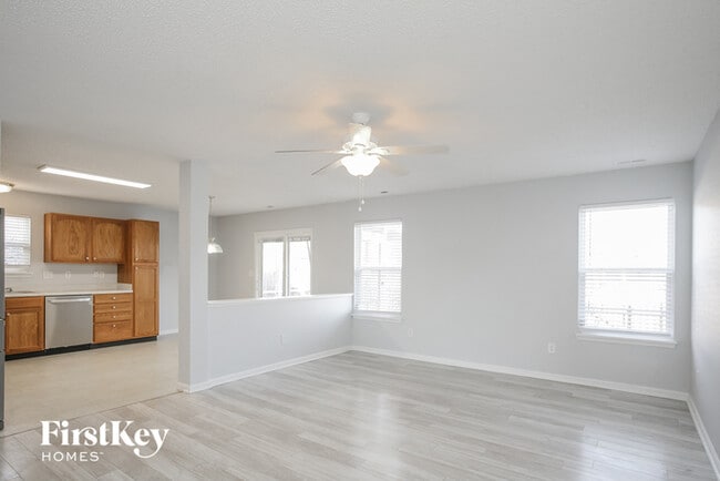 Building Photo - 5673 Loudon Dr