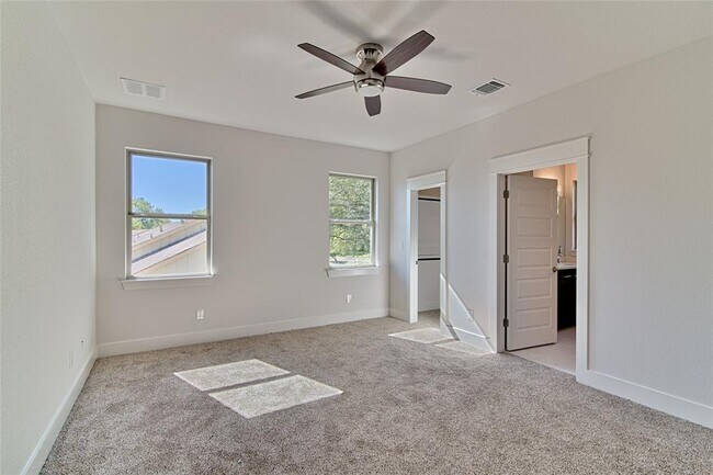 Building Photo - 8103 West Gate Blvd