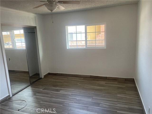 Foto del edificio - 6191 Streeter Ave