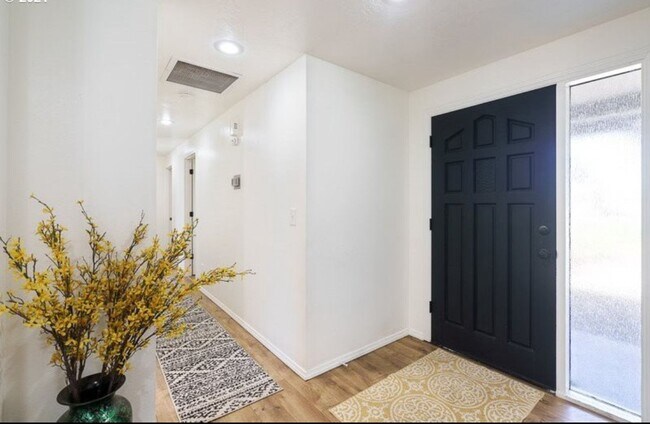 Foto del edificio - Available August 1st for You!  Beautiful P...