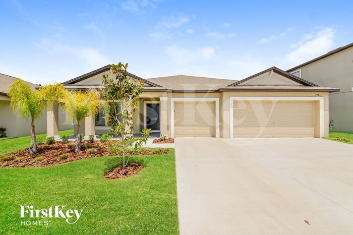 Foto principal - 9723 Sage Creek Dr