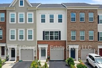 Building Photo - 5957 Whelan Ln