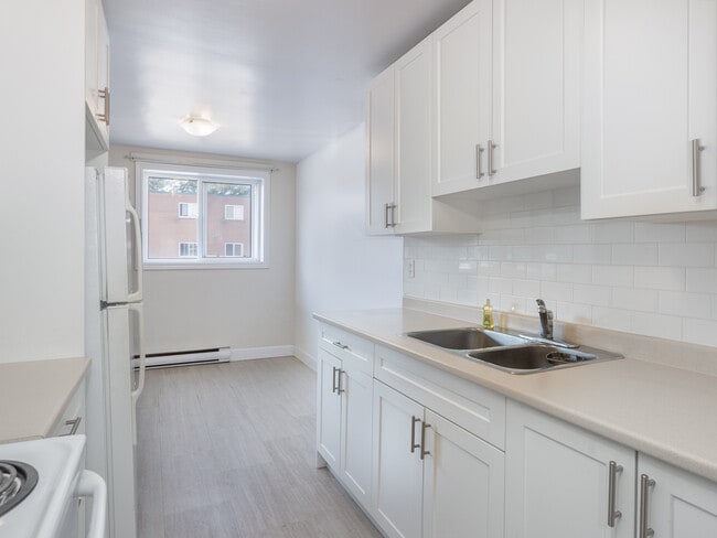 Building Photo - Somerset Place Apartments - Port Elgin