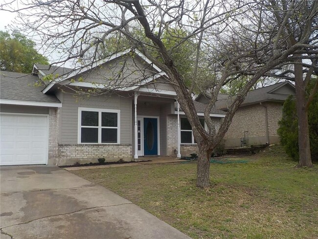 Building Photo - 2301 Maple Hollow Trail