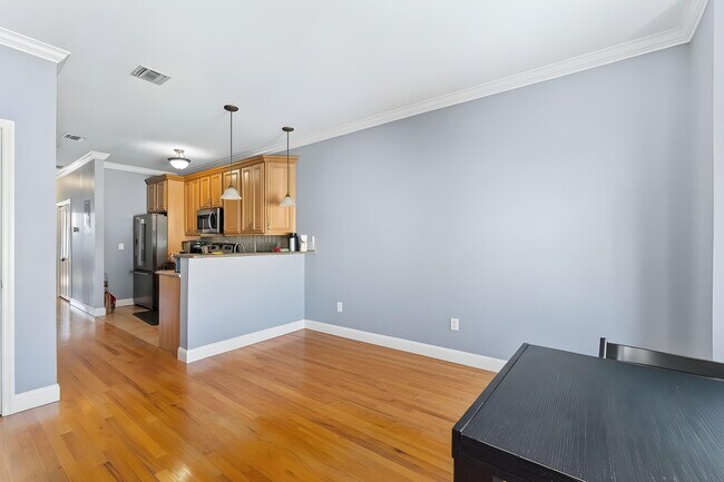 Foto del edificio - 437 2nd St