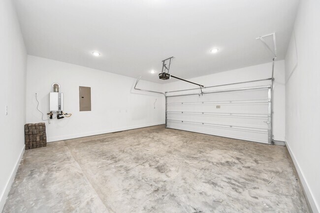 Foto del edificio - 1420 Shaded Rock Dr