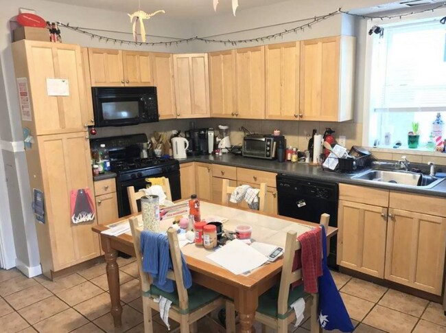 *Pictures are representative samples of the advertised unit. In some cases, the actual units you tou - 8 Carmel St