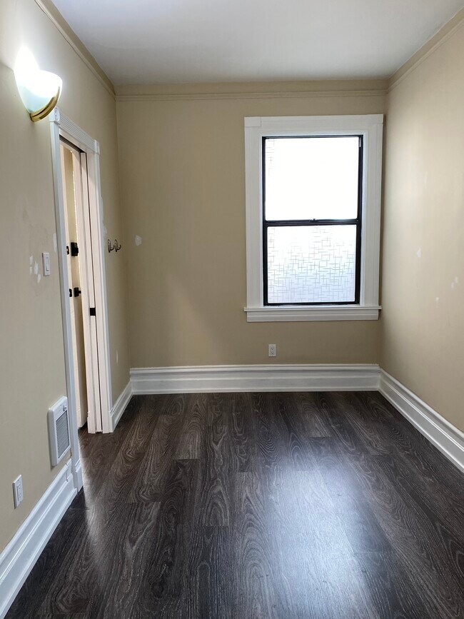 Building Photo - 1735 Stockton St