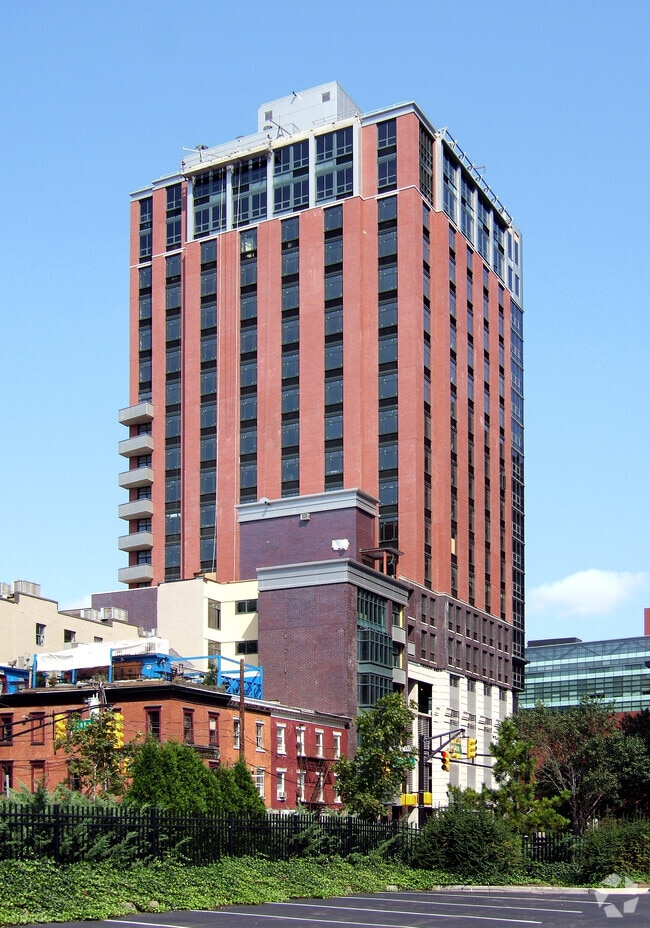 View from the southeast showing completed facades - Montgomery Greene