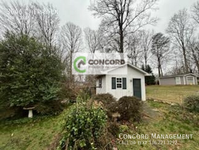 Foto del edificio - 3546 Cherry Ln