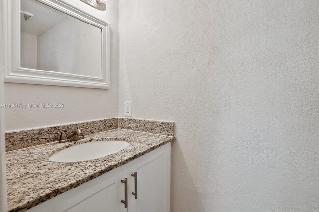 Building Photo - 2123 N 14th Ave