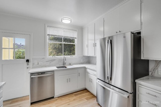 Photo - 54 Santa Ana Ave House