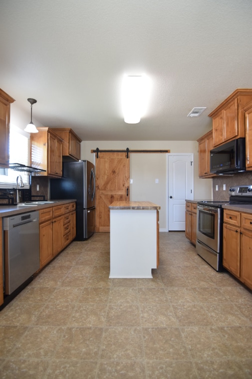 Building Photo - 304 E Little Dipper Dr