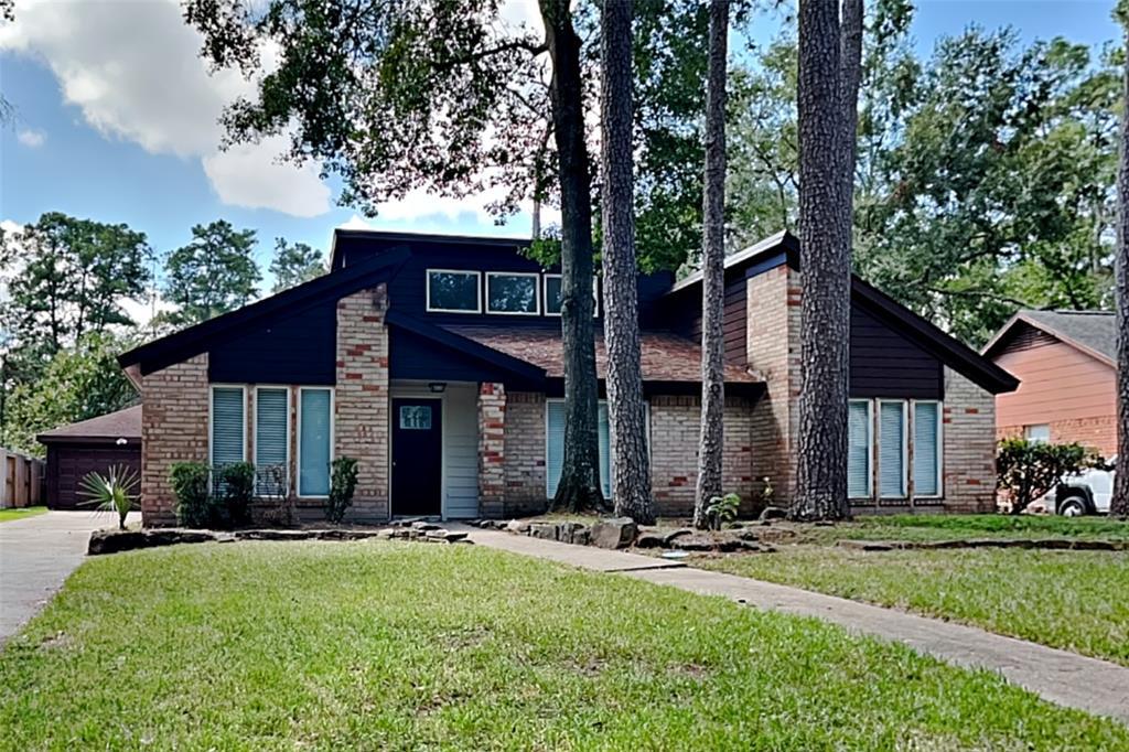 Primary Photo - 2026 Willow Point Dr