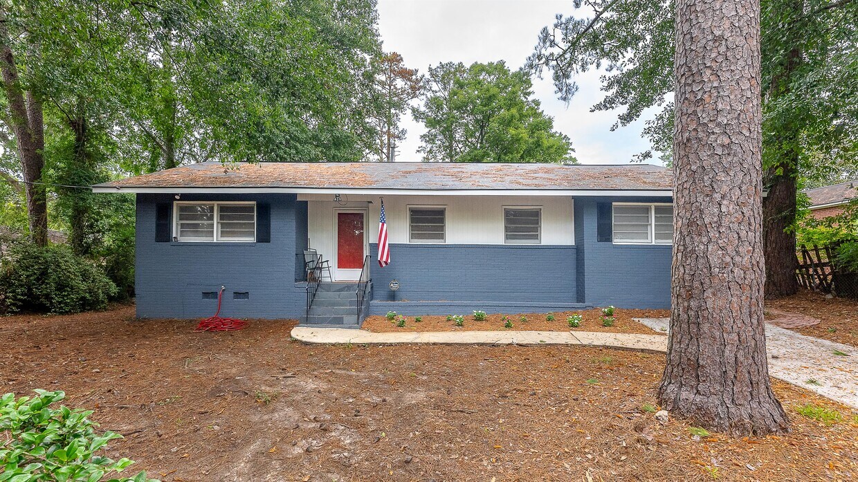 Primary Photo - 4339 Byron St