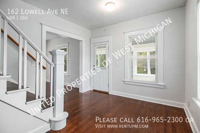 Foto del edificio - 162 Lowell Ave NE