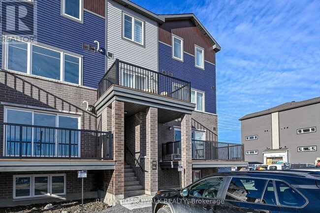 Building Photo - 709 Amberwing Private