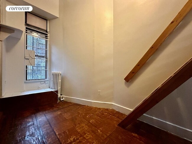 Building Photo - 103 W 70th St