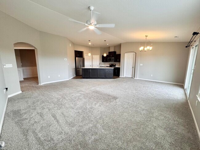 Building Photo - 7761 Devonshire Dr