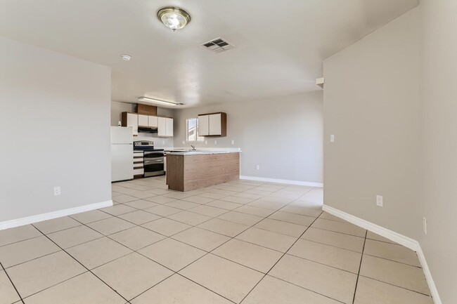Building Photo - STUNNING Second Floor 2 Bedroom, Unit near...