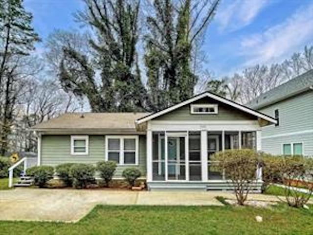 Foto principal - 990 Custer Ave SE