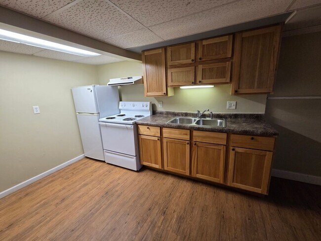 Foto del edificio - 1101 Bemidji Ave N