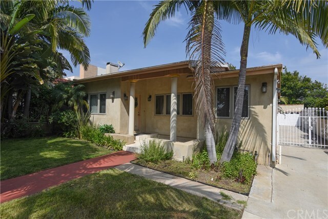 Primary Photo - 642 N Crescent Heights Blvd