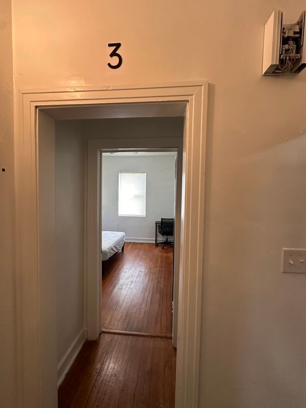 Foto del edificio - 1131 Eastview St