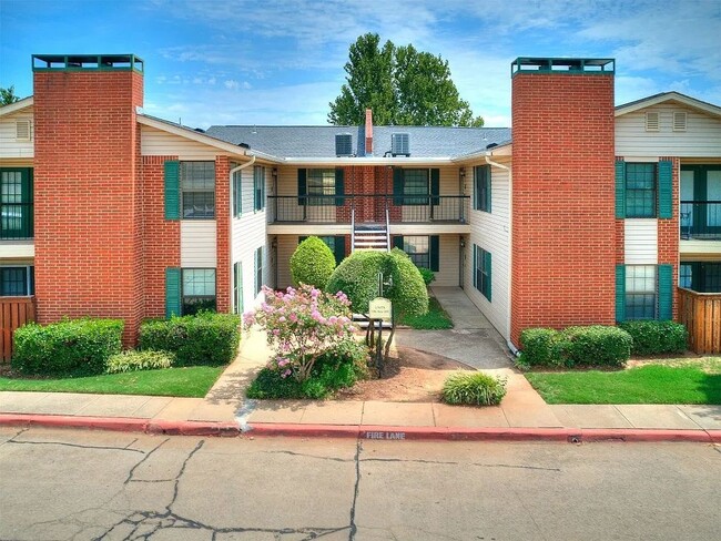 Building Photo - Modern 2 Bedroom Condo