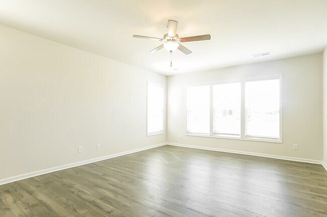 Building Photo - 581 Count Fleet Ct, Graniteville, SC