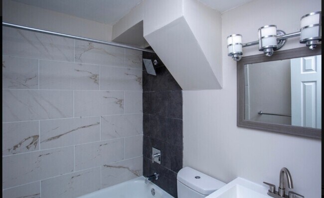 Foto del edificio - 831 Cedar Ct