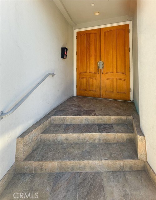 Foto del edificio - 11989 Laurelwood Dr