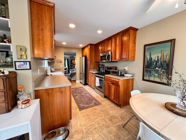 Foto del edificio - 1N261 Stacy Ct